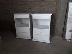Imagen de MESA DE LUZ