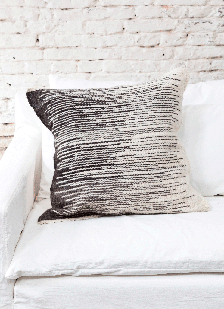 Awanay Black Fringe Llama Wool Pillow – atacama home