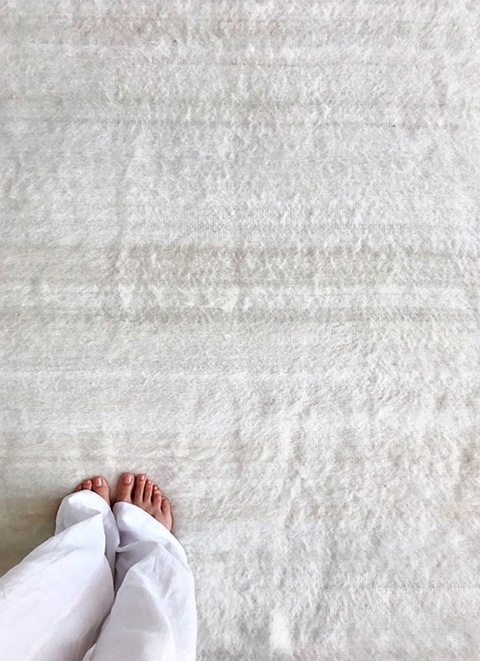 LLAMA BLANCA RUG