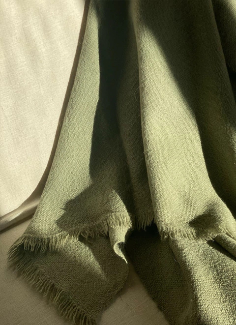 OTOÑO THROW - YERBA