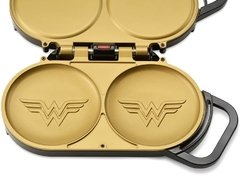 Waflera Mujer Maravilla - comprar online