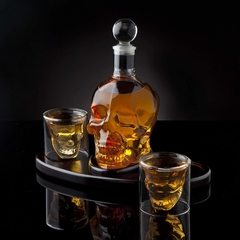Set de decantador de Whisky con 2 vasos en internet