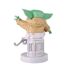 Soporte de celular y controles Baby Yoda en internet