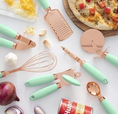Juego utensilios de cocina - Atomic Arte y Diseño S.A.S