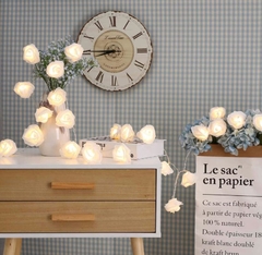 Tira de luces en forma de rosa para decoración