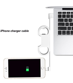 Cable para carga de iPhone + llavero + abridor de botellas en internet