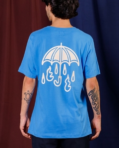 Remera eje "Pluie" en internet