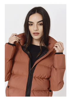 Campera Corta PUFFER Terracota - comprar online