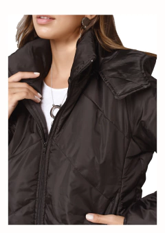 Campera Larga Negra Recortes en internet