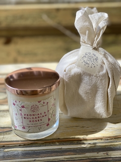 Vela aromática de soja Peonias & Rosas Búlgaras - comprar online