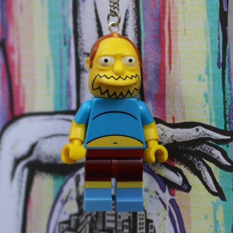 Colar - Jeffrey / Simpsons Lego