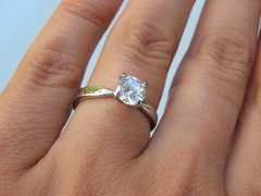 Anillo solitario - Acero. - comprar online