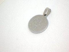 Conjunto Dije San Benito (grande) + cadena- Acero. en internet
