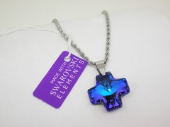Cruz del equilibrio azul + cadena- Acero y cristal - comprar online