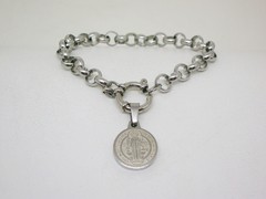 Pulsera con dije San Benito- Acero
