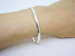 Pulsera esclava 6,2 cm diámetro -4 mm ancho. Plata - comprar online