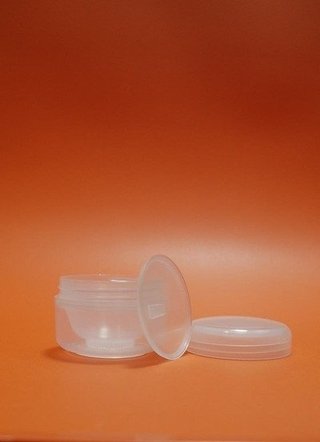 POMADERA DOBLE FONDO 60 ML CON TAPA Y LINNER CLARIFICADO