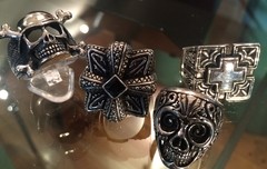 Anillo Cuadrado con CRUZ - CO&CO Joyeria & Diseño