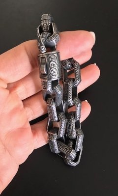 Pulsera Grabada Rectangular DARK en internet