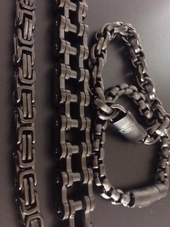 Pulsera 2x2 NEGRA en internet