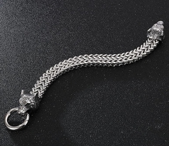 Pulsera Doble Lobo con cadena en internet