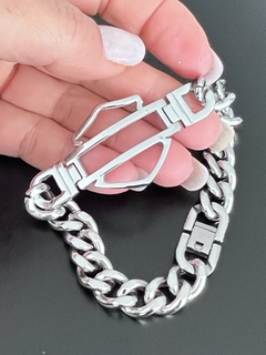 Pulsera BAR & SHIELD en internet