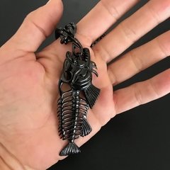 Dije Fish BONES gigante - comprar online
