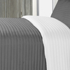 Cover Quilt Kavanagh 1 Plaza Tricolor Blanco/Gris/Negro