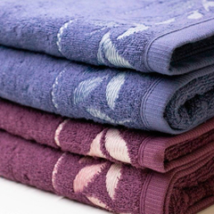 Toalla y Toallon Palette Urban Jacquard Diseño Yuna