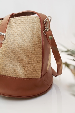 Cartera Love