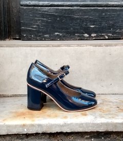 Zapato Guillermina Charol Azul Taco 7cm - comprar online