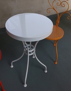 Mesa de hierro "Circa" pequeña - comprar online