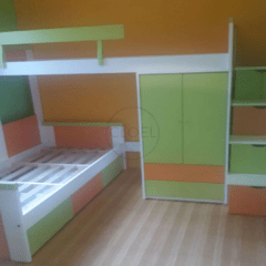 Rinconera torre con escalera cajonera