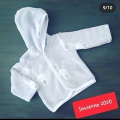 Campera Micropiel con capucha forrada
