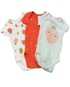 Talle: 18 Meses Carter's Set de 3 bodys