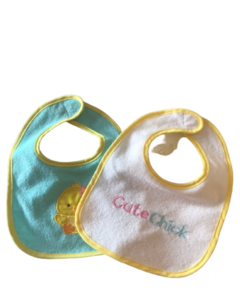 Talle: Único Set de 2 Baberos
