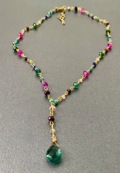 Art.2003 Collar gema multicolor gold violeta.