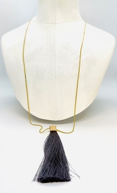 Art.2092 Collar largo borla gris(copia) (copia)