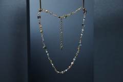 Art. 2316 Collar corto multicolor gold ámbar.