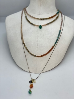 Art.2203 Collar corto cristales Cecile gold verde. (copia) (copia)