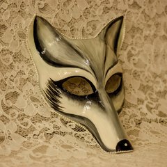 Loba Gris - comprar online
