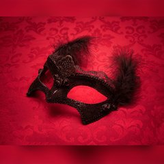 Night Whisperer - comprar online