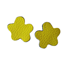 AROS DE CUERO FLOR CHICA (AR1047) en internet