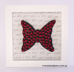Cuadro de Mariposa con Clavos rojos - comprar online