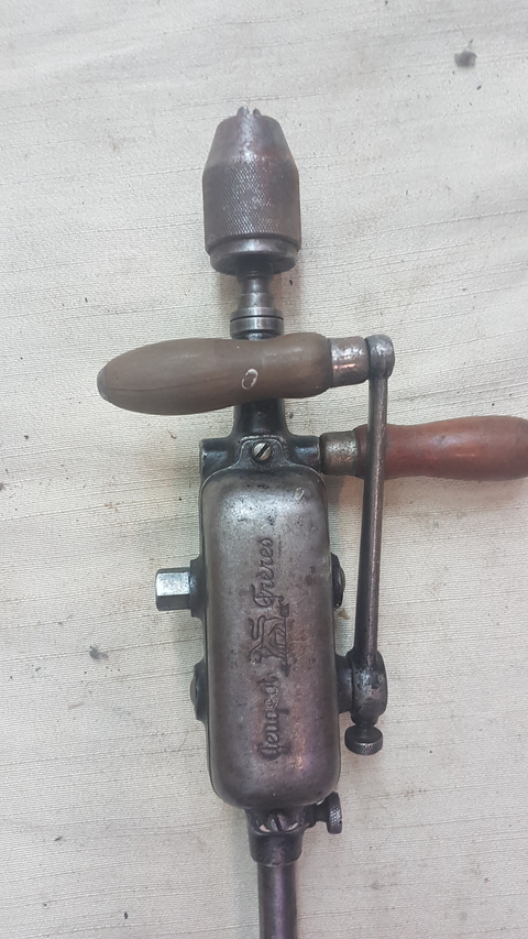Antiguo Taladrado Peugeot Francés Original en Acero y Madera en internet