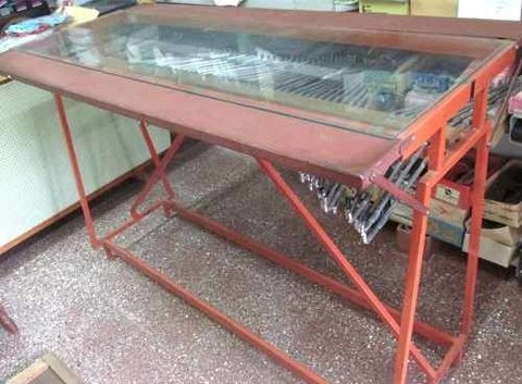 Mostrador Exhibidor De Tienda Para 114 Pantalones