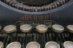 Antigua Maquina De Escribir Underwood Elliott Fisher 1915 - Polo Antiguo - Antigüedades en Argentina