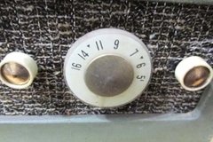 Radio Tocadisco Philco Tipo Valija Funcionando Perfecto en internet