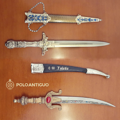 Colección de cuchillos y dagas árabes - comprar online