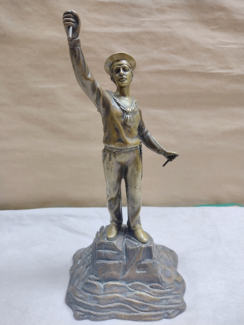 Señalero petit bronce de la armada Hermoso Marino gran calidad y terminacion